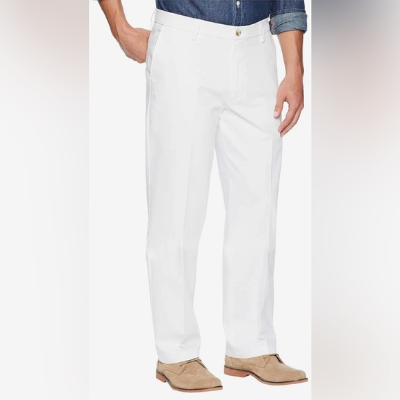 Dockers Classic Fit Signature Khaki Pants - Picture 1 of 11